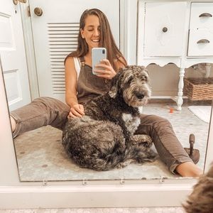 Meet your Posher, Ivey